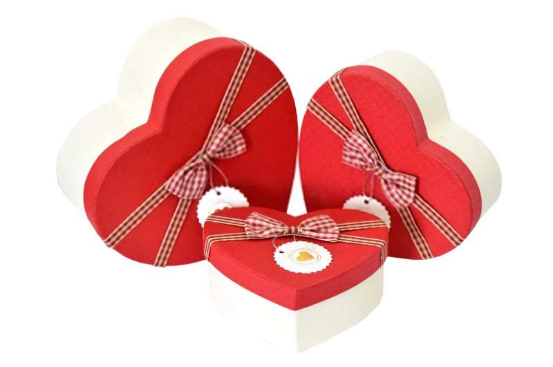 Набір подарункових коробок у вигляді серця 31030733